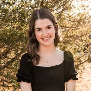 Meet your Posher, Maddie